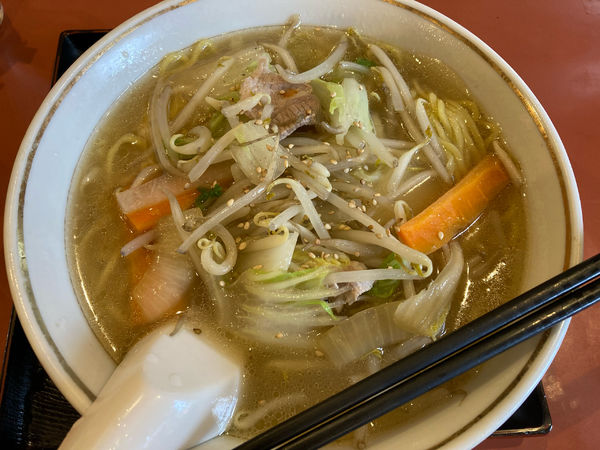 「たんめん(塩) 大盛り850円」@萬来軒の写真