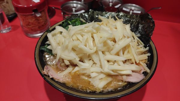 「チャーシューメン大・タケノコ✘‎２・ほうれん草(硬め濃いめ)」@環2家 蒲田店の写真