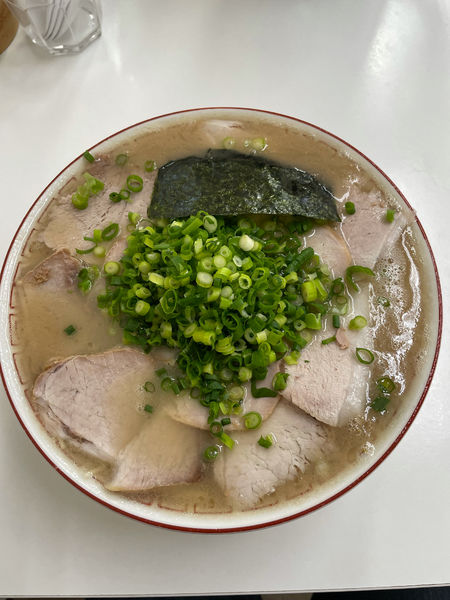 「チャーシューメン＋ネギ増し＋大盛＋替玉」@とんこつラーメン一真軒の写真