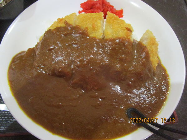 「カツカレーライスとミニぶっかけ蕎麦 750円」@そば・うどん たぬきの写真