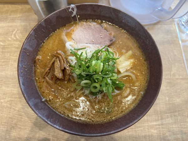 「赤味噌ラーメン950円」@九段下 中路の写真
