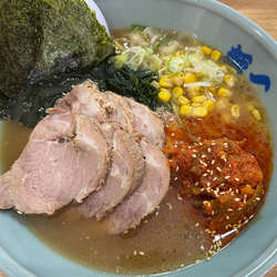 からしチャーシューメン¥1,080+チャーシュー¥220