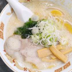 函館塩らーめん＋味付玉子