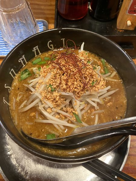 「味噌カレーラーメン」@らぁ麺屋 つなぎの写真