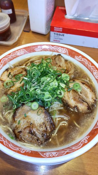 「旨肉ラーメン」@二両半 布施駅前店の写真