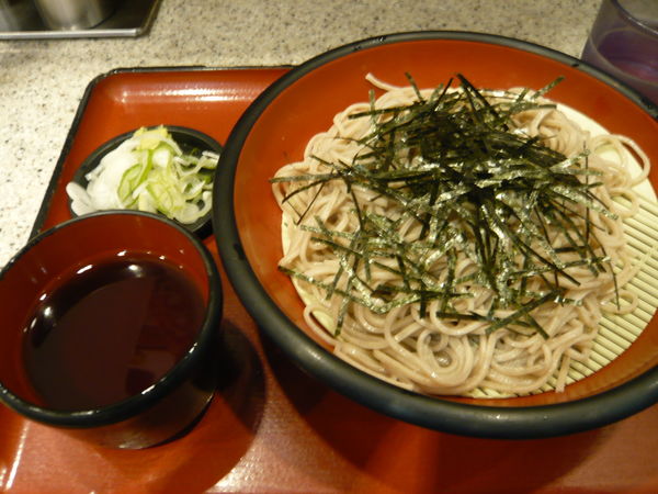 「ざるそば」@名代 富士そば 新橋駅前店の写真