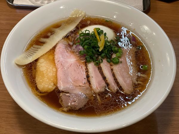 「特選鴨だし醤油ラーメン」@麺屋福丸の写真