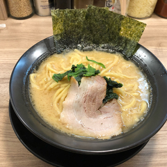 横浜家系 中井家の画像