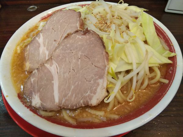 「豚骨(味噌) (大盛り:無料)」@ラッキー食堂まとや 千曲店の写真