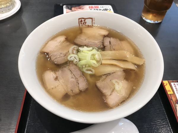 「喜多方ラーメン 720円」@喜多方ラーメン 坂内 内幸町ガード下店の写真