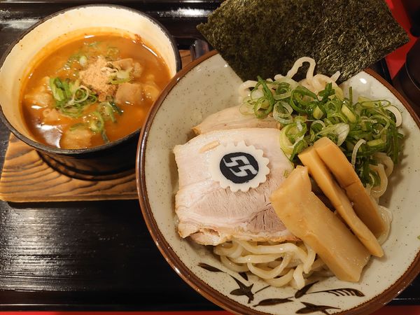 「チャーとろホルつけ麺(小盛、980円)」@つけ麺 ラーメン タカヤマ55 南与野本店の写真