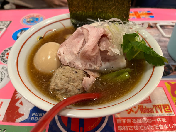 「凛々しい特製ノドグロ×ノドグロ煮干 中華そば」@らーめん凛々の写真