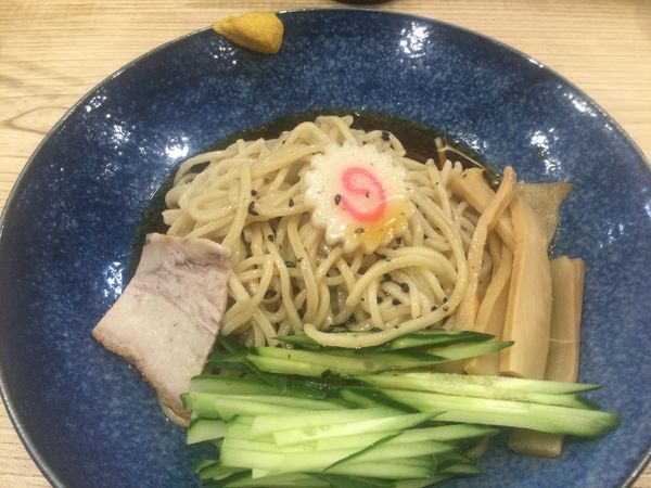 「サッポロ赤星+メンマ皿・半熟玉子→冷し中華（￥1,350）」@らーめん 高尾の写真