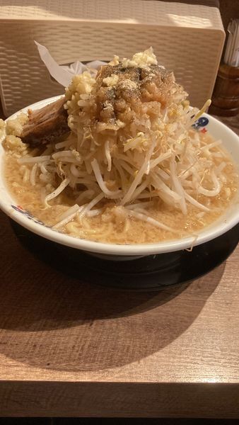 「にぼ二郎ラーメン・大盛（８８０円）」@濃厚煮干しラーメン 麺屋 弐星 六甲道店の写真