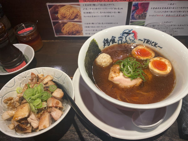 「味玉醤油と鰹」@鶏喰～TRICK～の写真