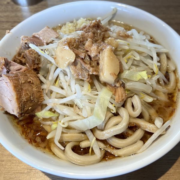 「えびラーメン 少なめ（ニンニク少なめ・アブラ）」@MEN YARD FIGHTの写真