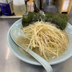 ネギラーメン（740円）