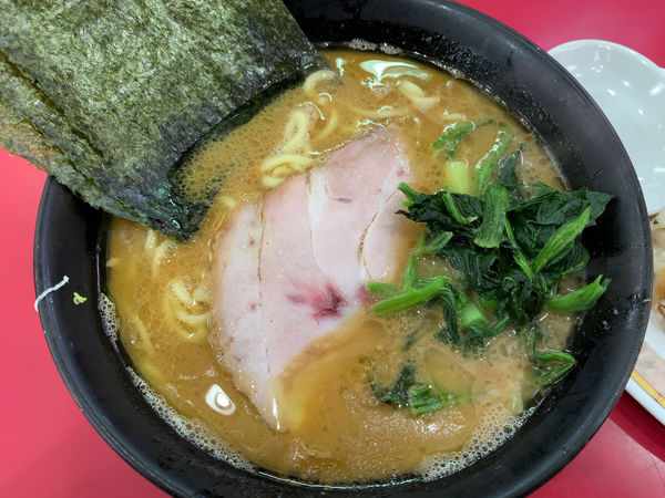 「ラーメン750円」@杉田家 千葉祐光店の写真