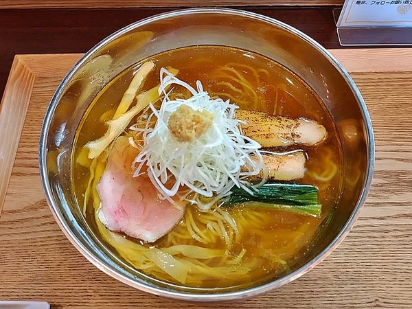 「生姜醤油そば」@RAMEN ブリキの木こりの写真