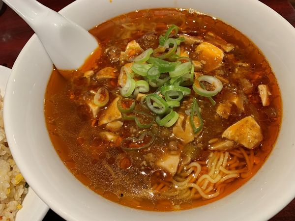 「麻婆麺+半チャーハンセット」@中華料理 家宴 上野店の写真