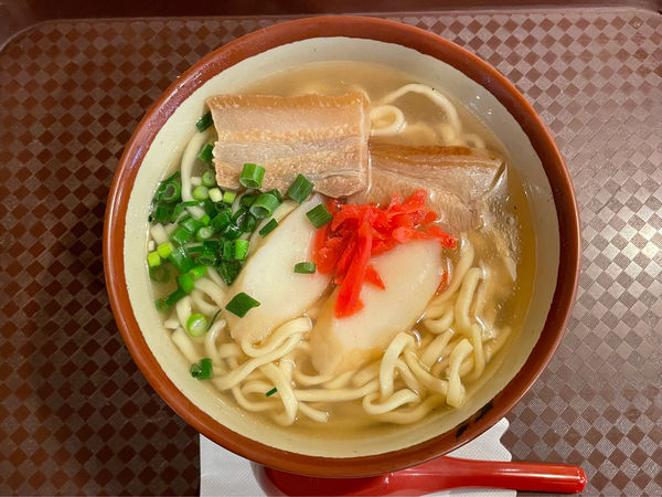 「沖縄そば」@お食事処 三笠 松山店の写真