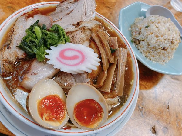 「生姜醤油チャーシュー麺＋味玉＋半チャーハン」@かし亀の写真