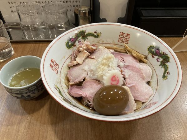 「チャーシュー味玉油そば」@MENクライの写真