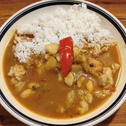 薬膳 パボーネカレー（ノーマル）　９８０円