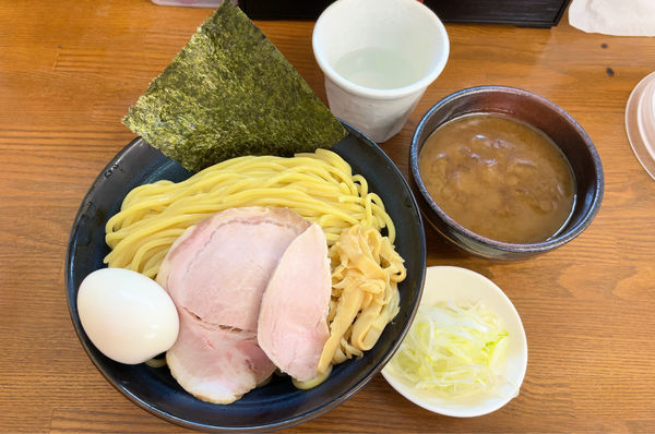 「濃厚つけ麺 (麺量1.5倍) with味玉」@麺家 本倉の写真