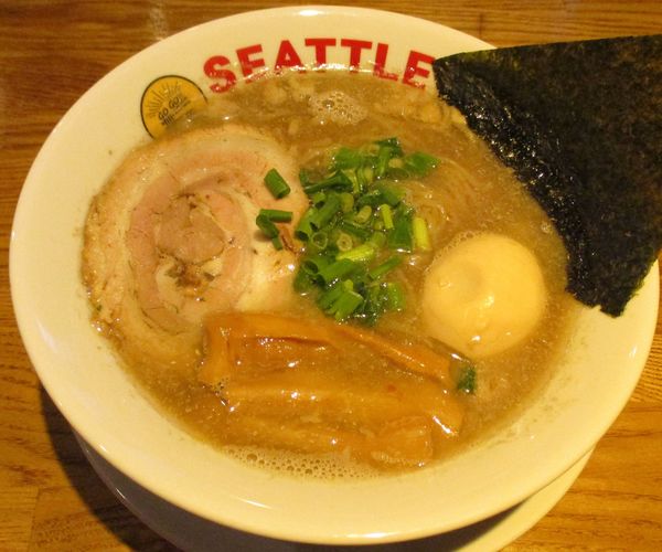 「中華そば 850円」@Seattle Ramen Standの写真