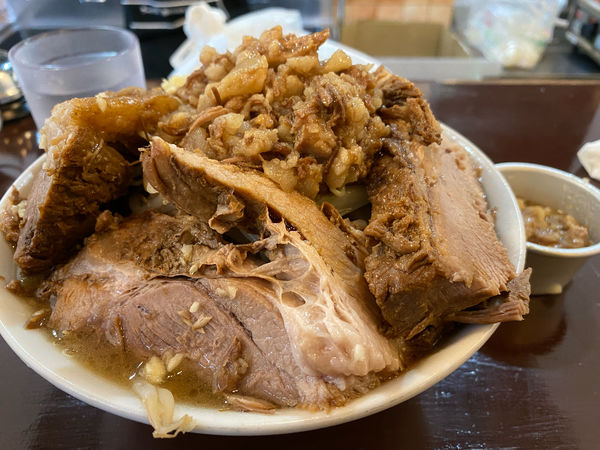 「豚ラーメン」@ラーメン荘 夢を語れ 大阪の写真