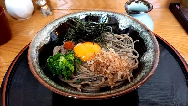 「月見そば・冷」@手打そば処 あさひ亭の写真