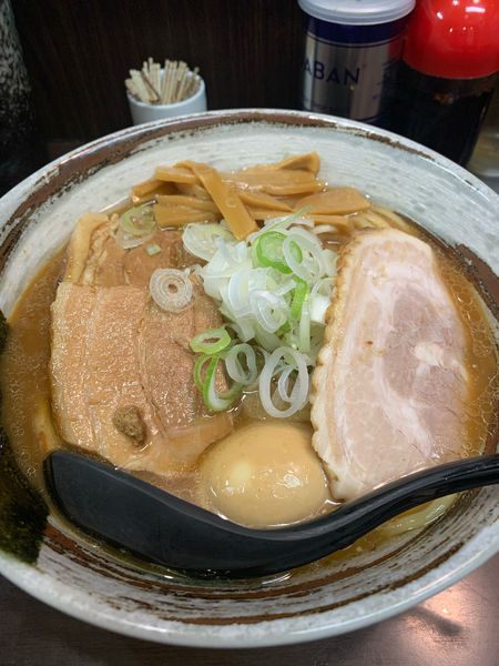 「角煮味玉らーめん」@裏 我馬らーめんの写真