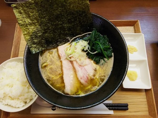 「【限定】オーロラ式家系＋ライス　850＋100円」@オーロラ食堂の写真