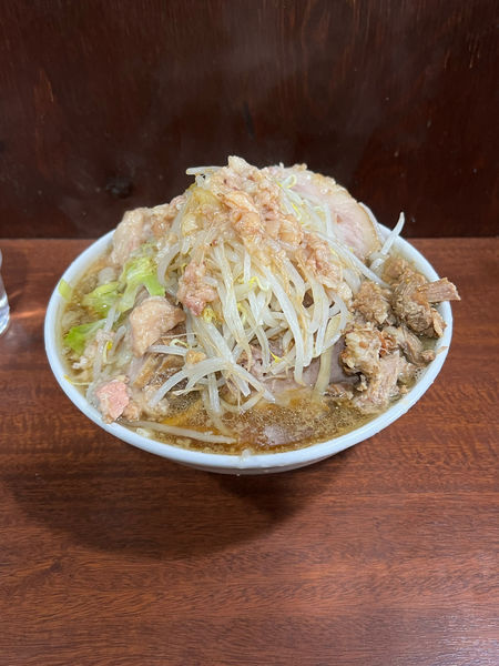 「ラーメン豚増し+ほぐし豚」@D麺の写真