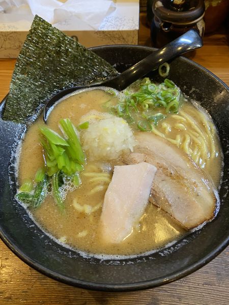 「鶏白湯らーめん」@三代目麺処 「まるは」極 船橋店の写真