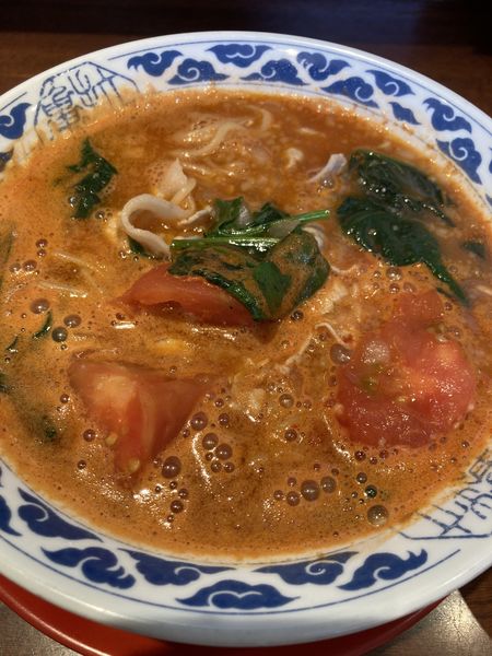 「トマトらーめん¥780」@九州らーめん亀王 十三駅前店の写真