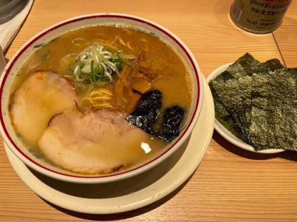 「とろりラーメン海苔トッピング」@東京煮干し らーめん 玉 東京駅店の写真
