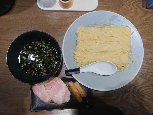 「昆布水つけ麺」@RAMEN and TSUKEMEN Number.6の写真
