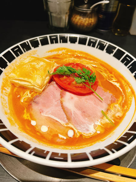 「海老のビスクそば」@つけ麺 中華そば アンタイNOODLESの写真