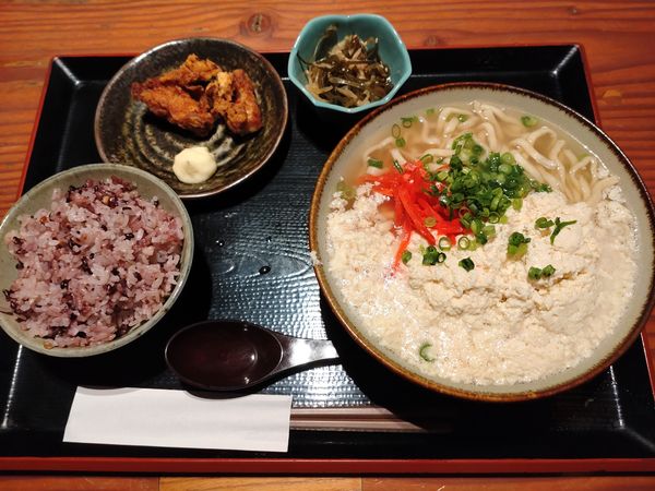 「ゆし豆腐そば定食　１０４５円　※」@島ぬ風の写真