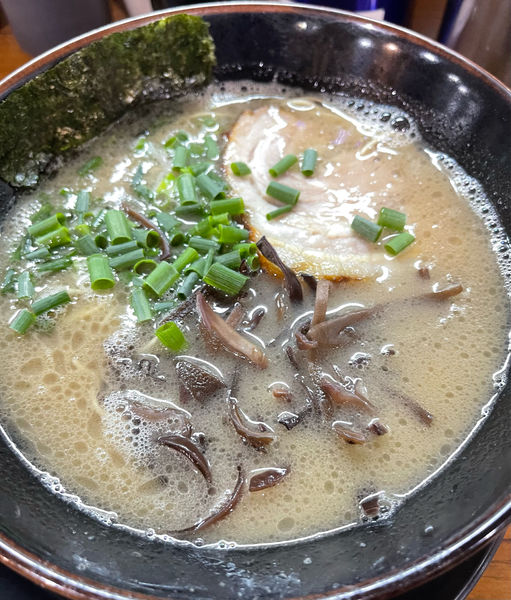 「ラーメン」@博多長浜らーめん ぼたんの写真