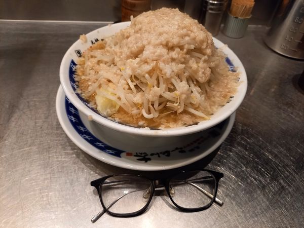 「ラーメン味玉。野菜多め脂増し増し。」@らーめん大 大森店の写真