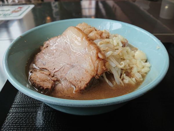 「俺道ラーメン」@俺の生きる道 東京競馬場店の写真