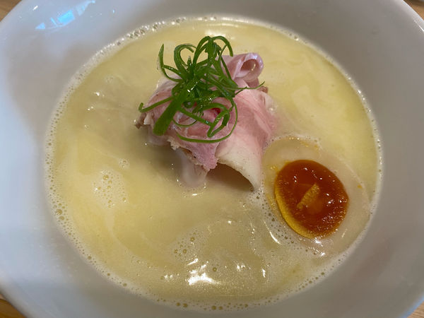 「鶏白湯麺」@らーめんMAIKAGURAの写真