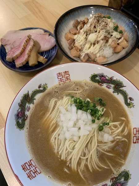 「伊勢エビとオマールエビの濃厚ソバ  炙りチャーマヨごはん」@煮干ソバと米 今日の1番の写真