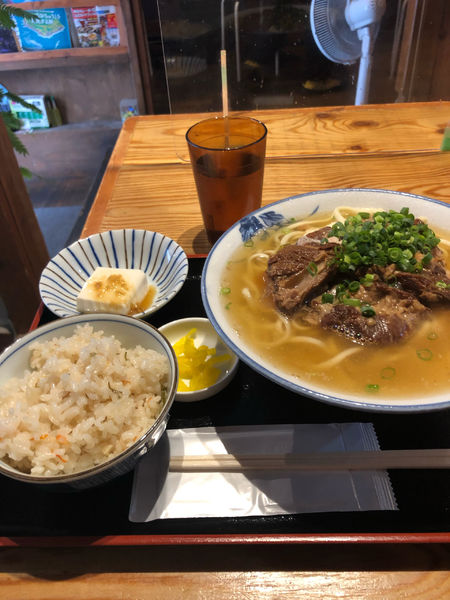 「ソーキそばセット大　900円」@みやら製麺の写真