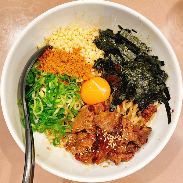 「温 牛すじまぜそば（並盛）＋カレー」@神戸灘八 赤坂店の写真