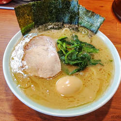 チャーシュー麺（＋味玉）