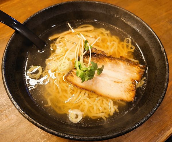 「塩ラーメン」@らーめん居酒屋 みつの写真